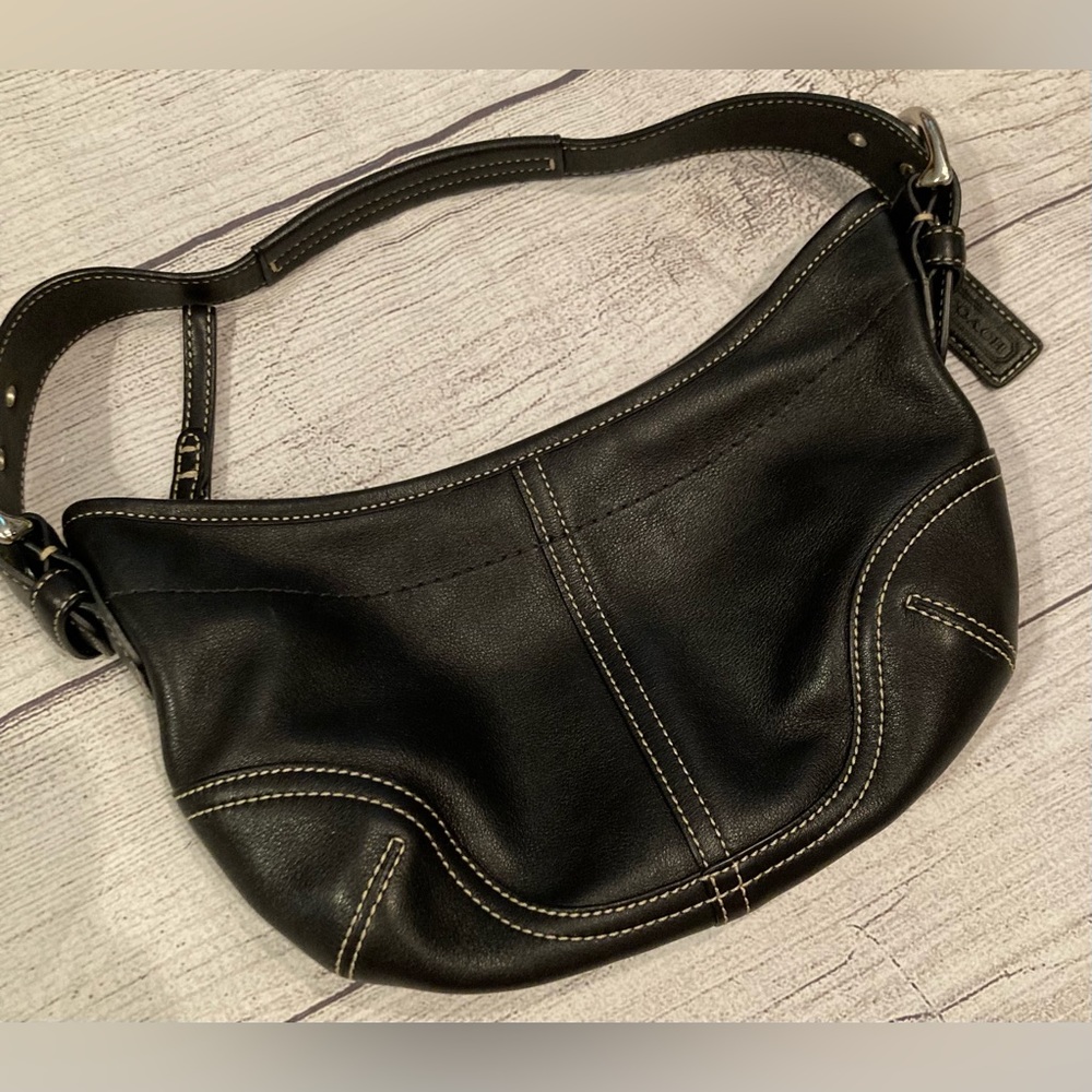 Vintage Coach Y2K Small Soho Hobo Black Leather Shoulder Bag